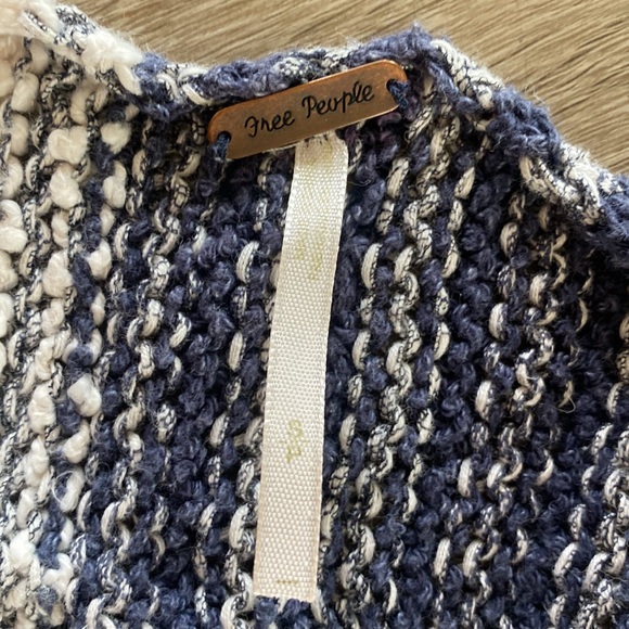 Free People Im Cool With Stripes Knit Sweater size small - Picture 5 of 5